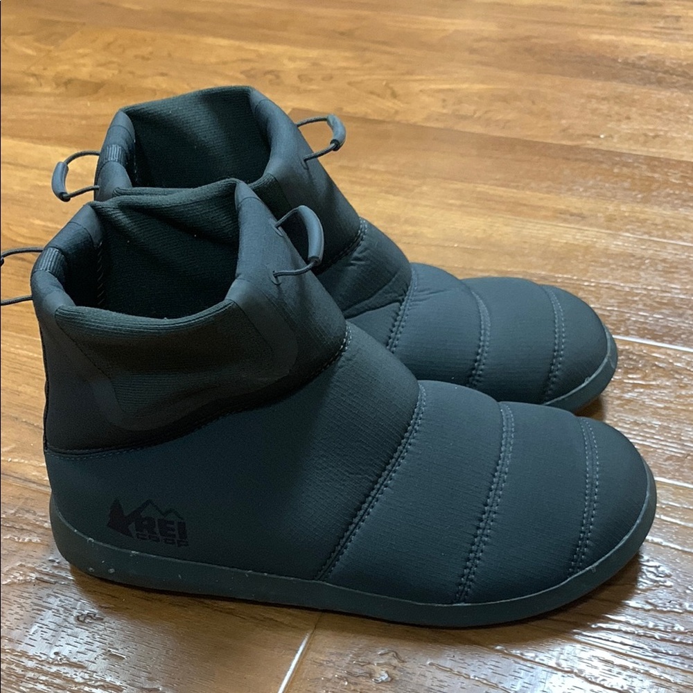 REI Camp Dreamer Puffer Boots Unisex